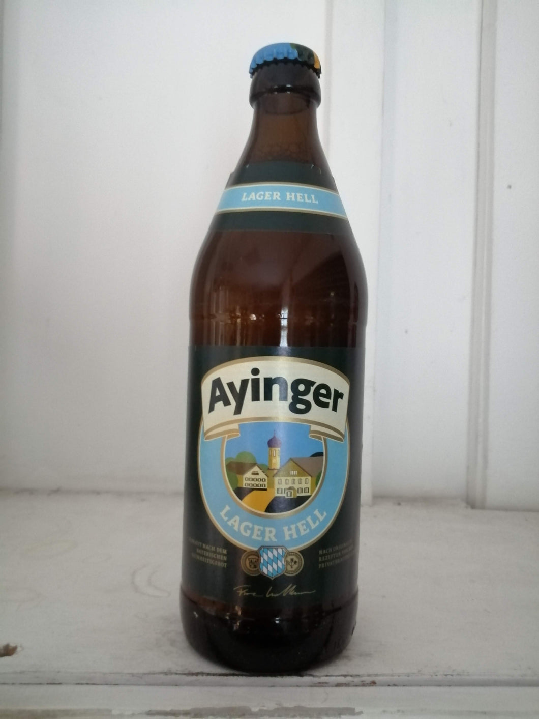 Ayinger Lager Hell 4.9% (500ml bottle)